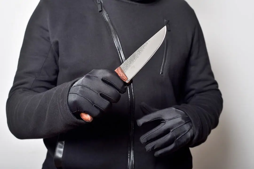 Polizei Mann mit Messer
