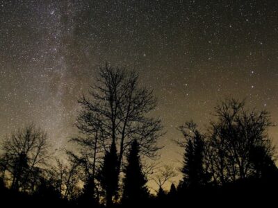 Der Sternenhimmel in der Rhön übt eine besondere Faszination auf den Menschen aus. / Foto: Dr. Andreas Hänel