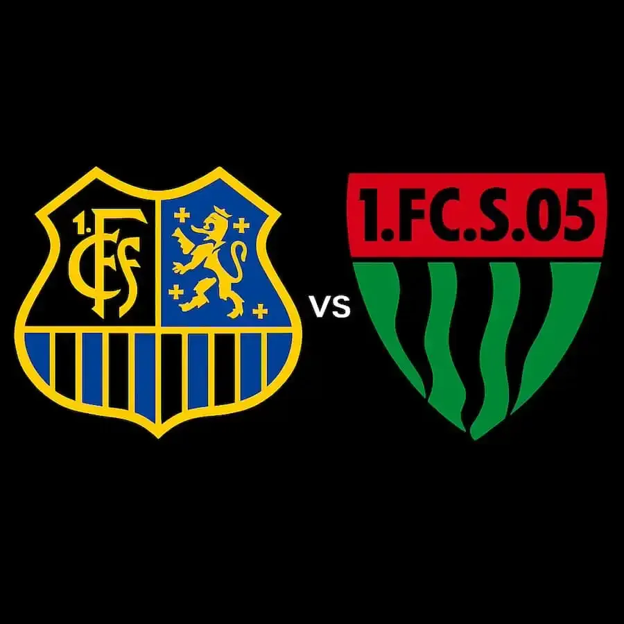 Vereinslogos von 1. FC Saarbrücken und 1. FC Schweinfurt 05 nebeneinander mit ‚vs‘ dazwischen auf schwarzem Hintergrund