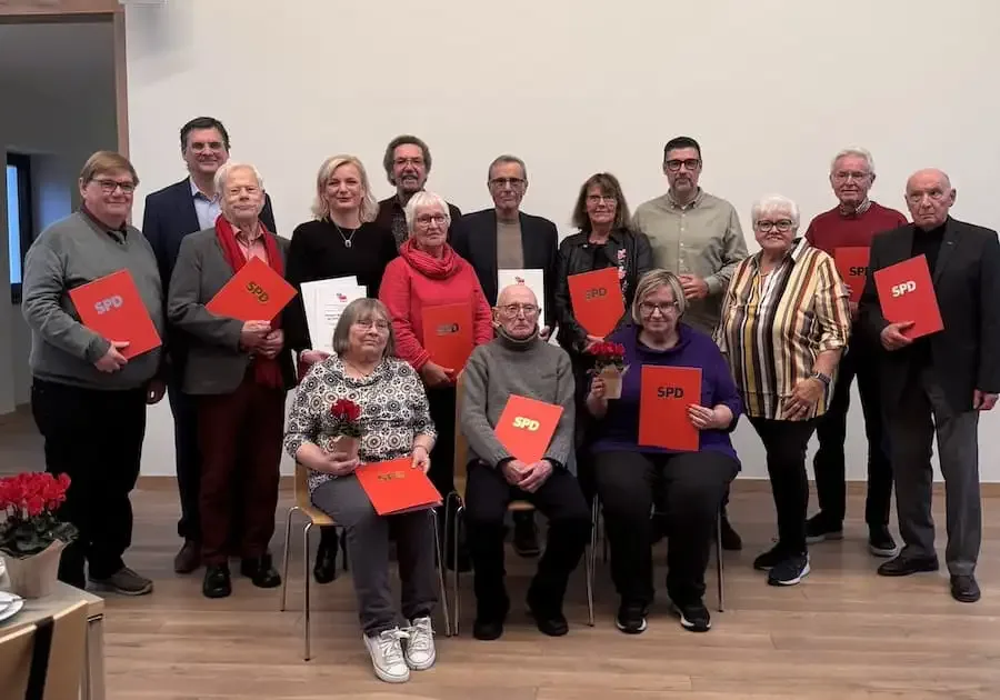 Ehrung langjähriger Mitglieder der SPD Schweinfurt mit Herbert-Müller-Medaille und Jubiläumsurkunden