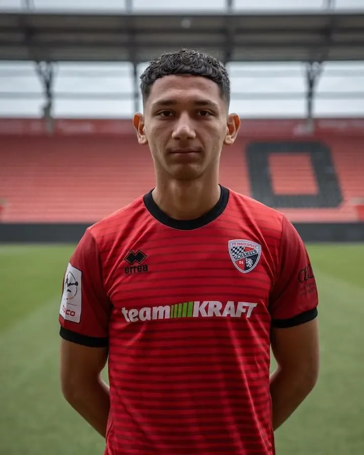 Mustafa Alper Özden im Trikot des 1. FC Schweinfurt 05 nach seiner Rückkehr vom FC Ingolstadt.
