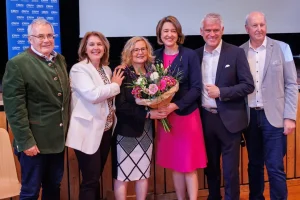 Gabriele Jakob für Schweinfurter Landratsamt nominiert