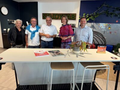 Foto (Heinrich Wullhorst) v.l.: 2. Bürgermeisterin Sorya Lippert, Klaus Rehberger, Stefan Funk, Anja Weisgerber und Volker Bräutigam