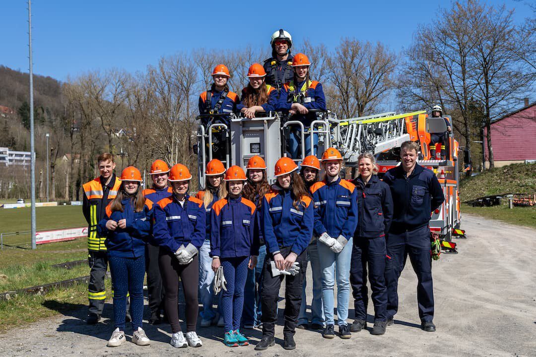 Ganz unter dem Motto „Ein Tag als Feuerwehrfrau“ standen selbstverständlich auch praktische Einheiten auf der Tagesordnung. Fotos: Sebastian Gerr, Feuerwehr Bad Brückenau
