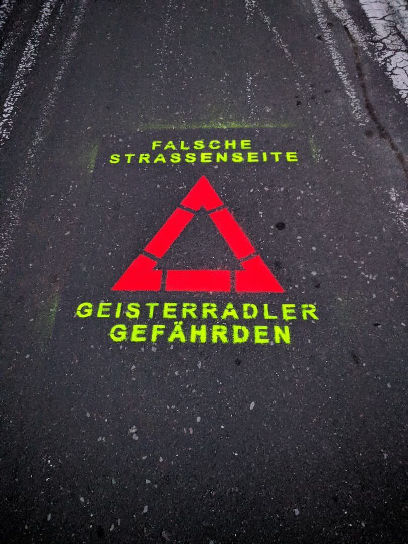 Geisterradler-Sprühaktion