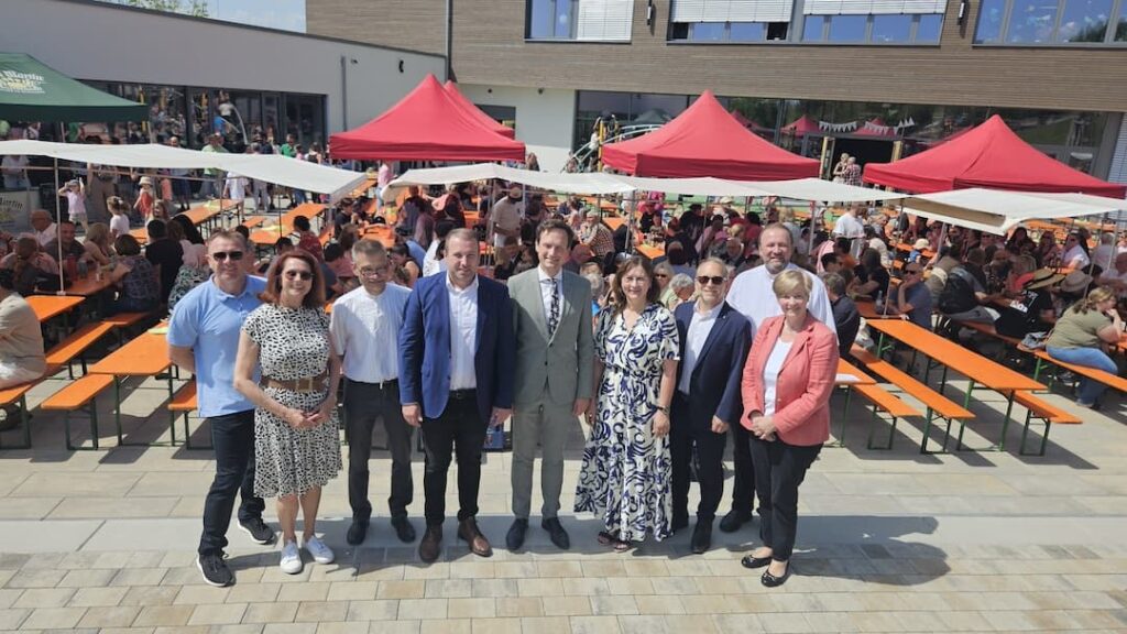 Lob und Anerkennung für die neue Schonunger Grundschule