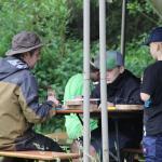 Gemeinsam mit den Rangern und Betreuern wurden Sonnenuhren hergestellt bemalt. / Foto: Lea Hohmann