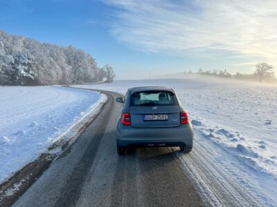 Keine Angst vor kalten Temperaturen: Elektroautos sind wintertauglich. Quelle: ©ADAC/Jochen Wieler