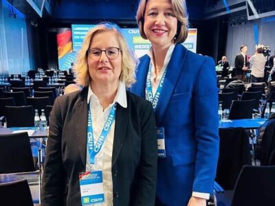 CSU-Listenkandidatin Gabriele Jakob (links) und die Bundestagsabgeordnete Anja Weisgerber (rechts) kämpfen gemeinsam für einen Regierungswechsel bei der Bundestagswahl am 23. Februar 2025. Foto: Detlef Heim