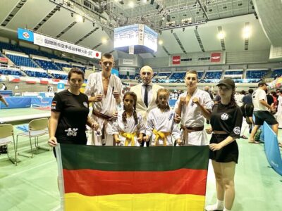 Angst haben wir alle, aber die Kunst, die Angst zu kontrollieren und gleichzeitig Höchstleistungen zu zeigen, ist das, was Kyokushin Karate ausmacht. Genau das habe ich bei jedem unserer Kämpfer in Japan gesehen. Foto: Dmitrij Videnin