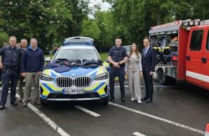 Blaulichttag in Schonungen mit vielen neuen Einsatzfahrzeugen Rotes Kreuz, ASB, Johanniter, DLRG, Polizei und Feuerwehren dabei
