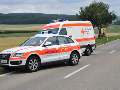 notarzt-und-krankenwagen-einsatz